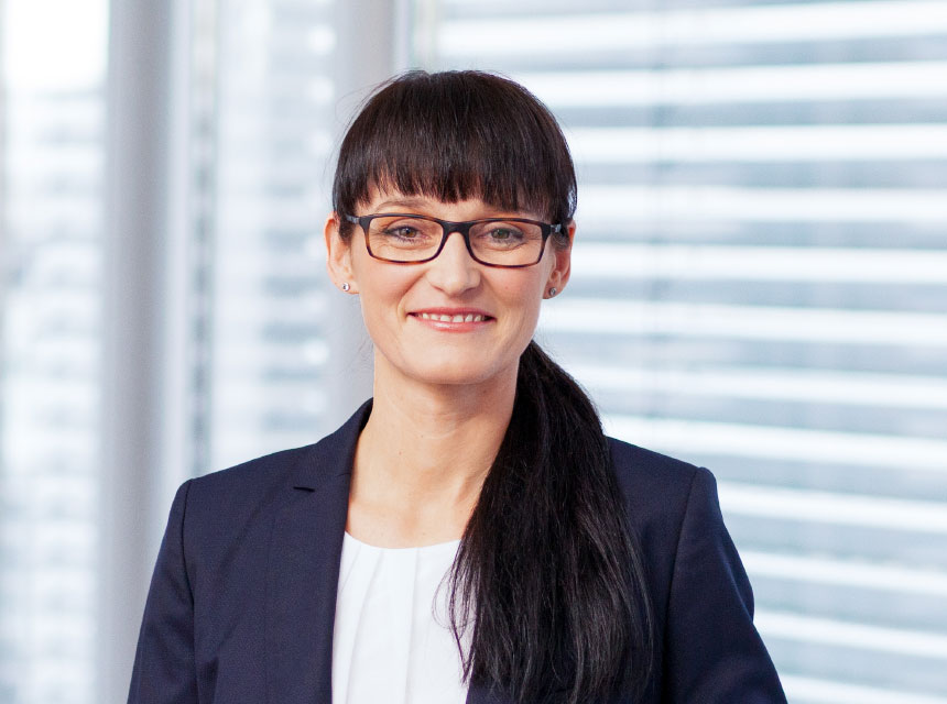 WIR GRATULIEREN UNSERER KOLLEGIN KATRIN HOFFMANN ZUR VERLEIHUNG DES TITELS „FACHANWÄLTIN FÜR ARBEITSRECHT“