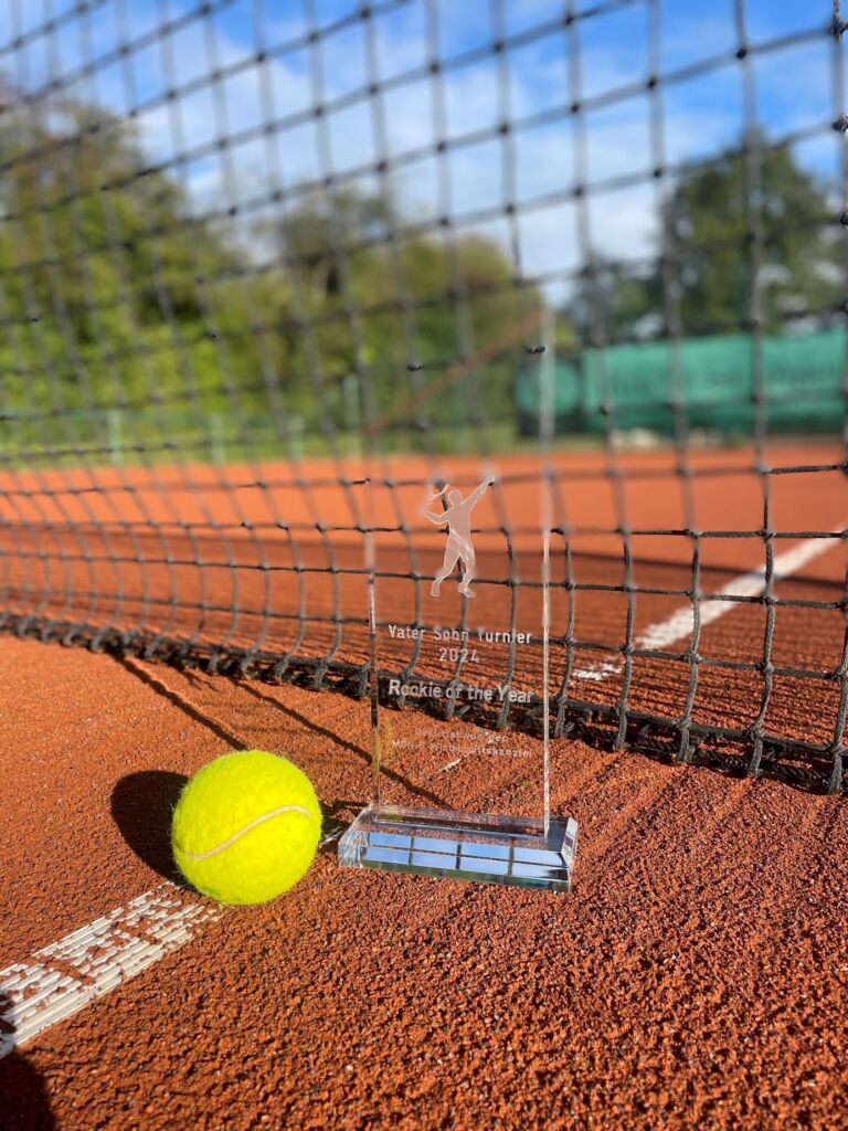 SPIEL, SATZ UND SIEG