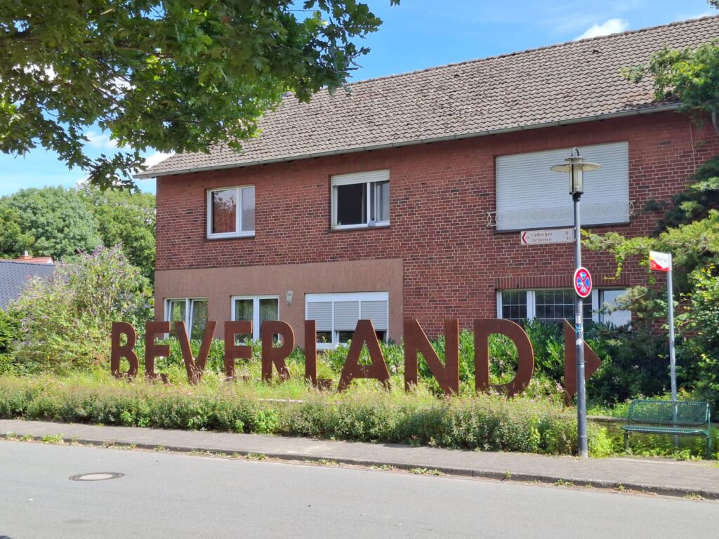 DER SOMMER BEI MÖWI